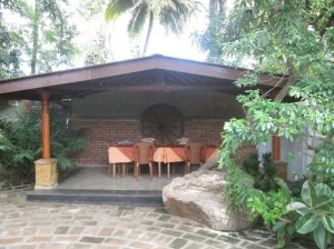 8Hotel in Anuradapura  (12)